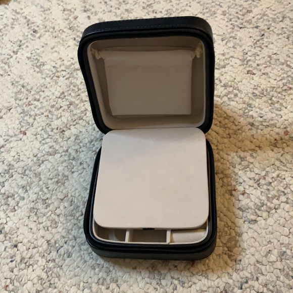 Women's Mele & Co Dana Faux Leather Jewelry Box - Picture 4 of 7